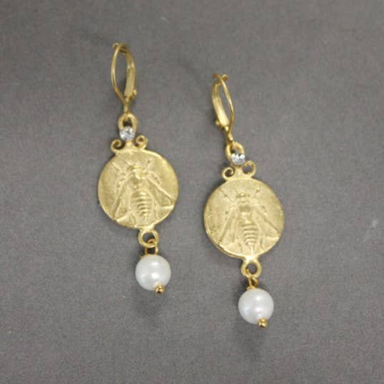 ER42P Circle Coin Bee Earring with Shell Pearl Drop-Blue Hand Home