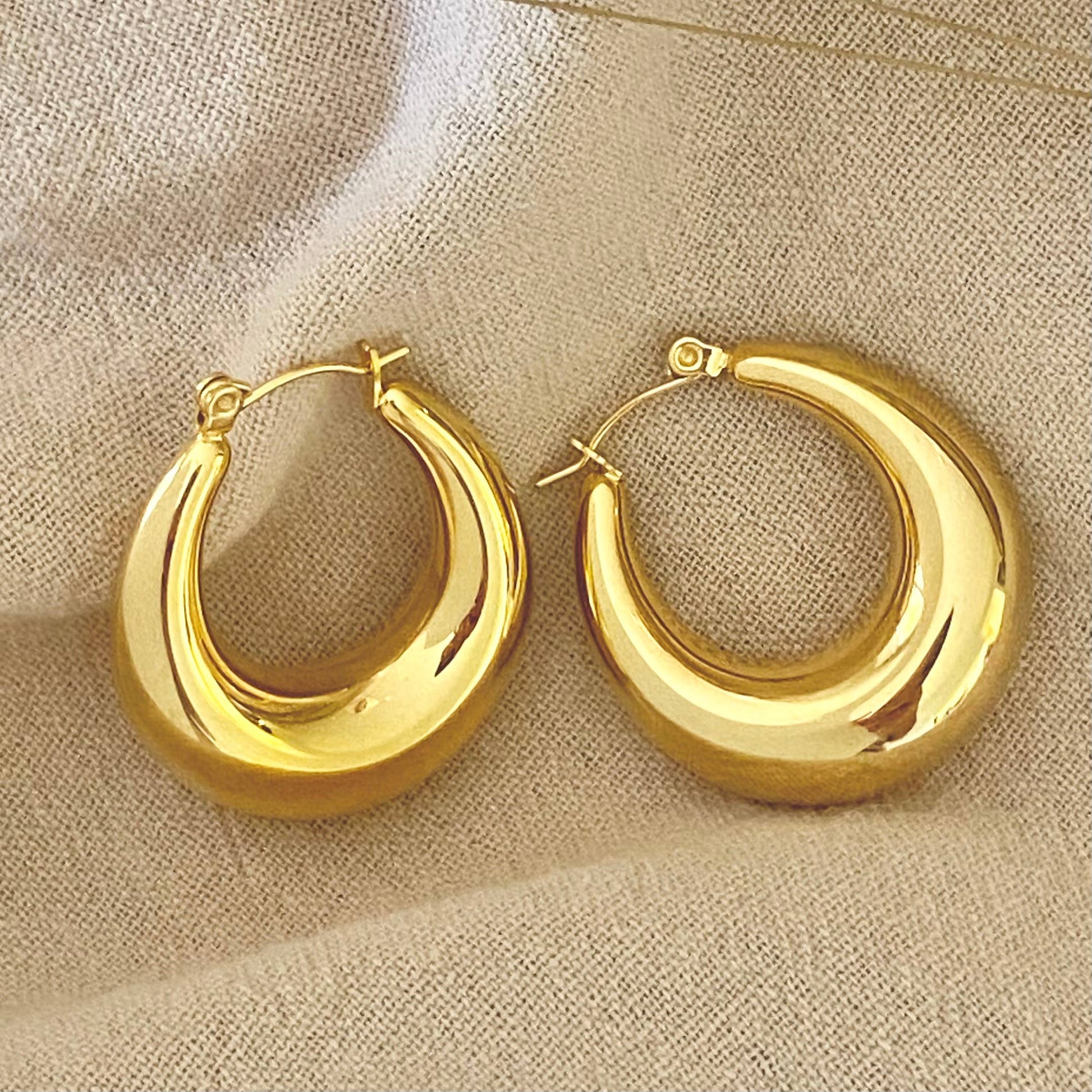 Chubby Oval Hoop Earring-Blue Hand Home